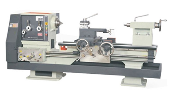 All Geared Heavy Duty Lathe Machines